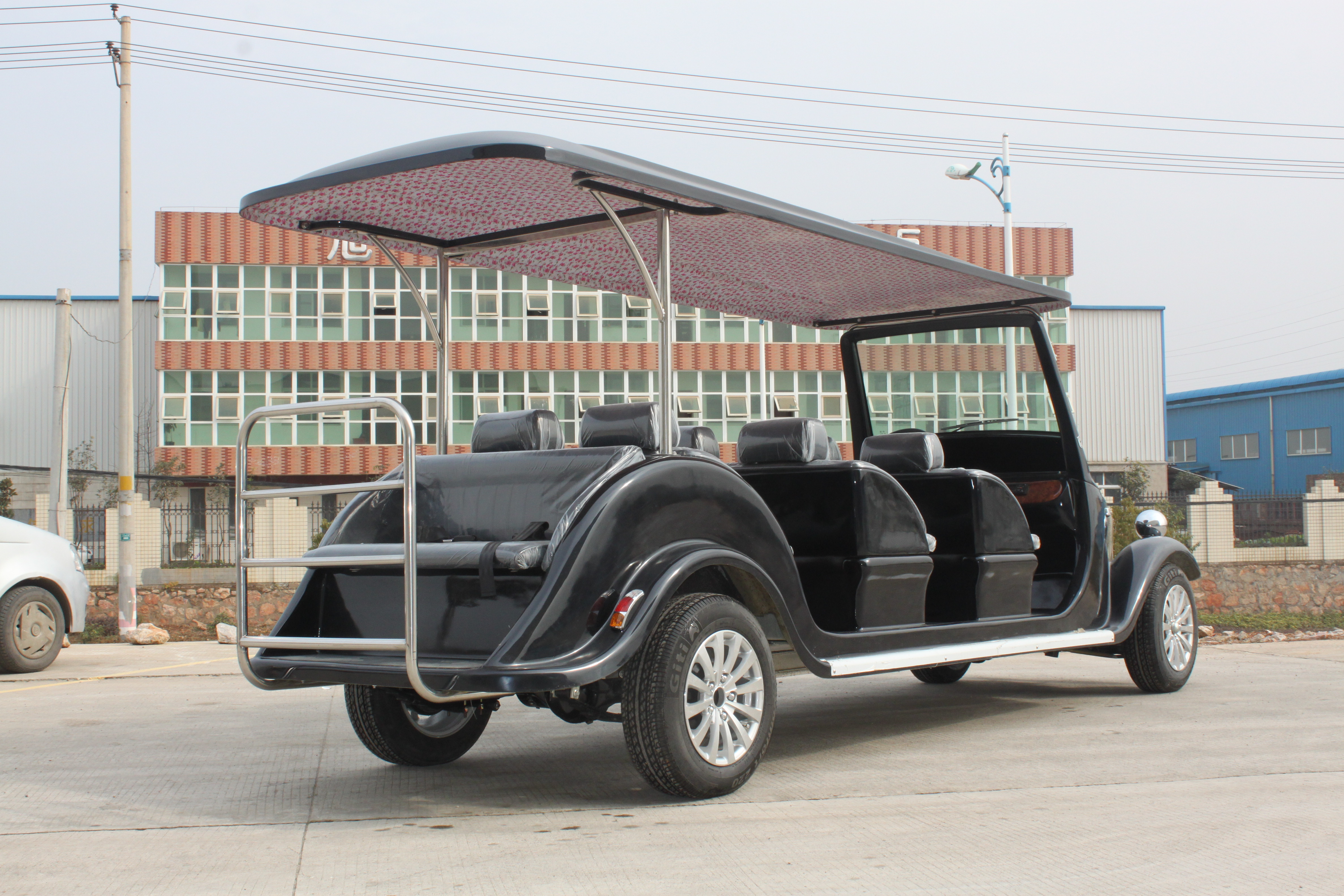 經(jīng)典款8座電動老爺車